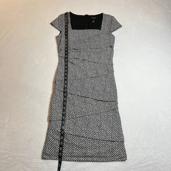 White House Black Market Instantly Slimming Layered Sheath Dress Size 4 Office - Picture 11 of 11
